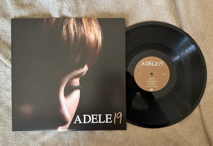 Vinil Adele - 19