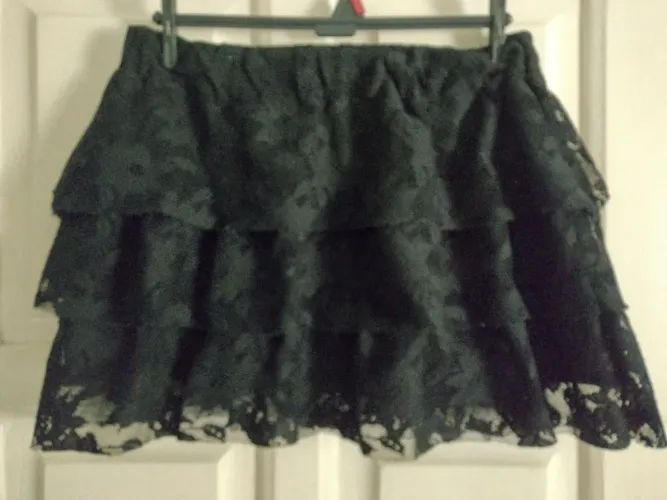 Saia de renda feminina 