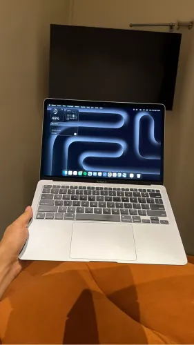 Macbook M1 256 gb ssd 8 gb ram