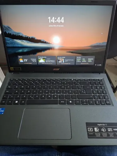 Notebook Acer Asp GO15 8/512