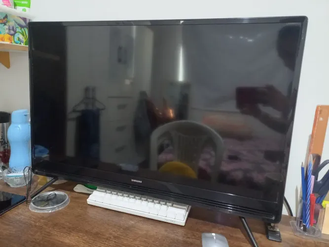 TV Samsung LED 32" HD - Modelo UN32K4100AG