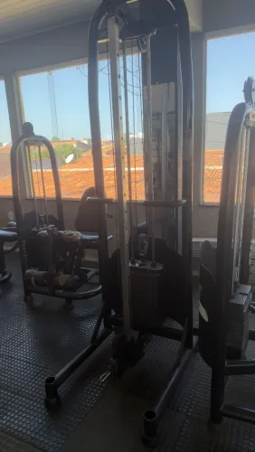 Máquina de musculação