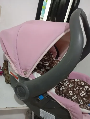 Bebê conforto - MENINA
