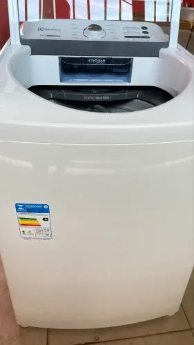 Máquina de lavar roupa 
