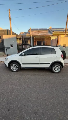 Volkswagen Crossfox 1.6 MI Total Flex 8V 5P 2014