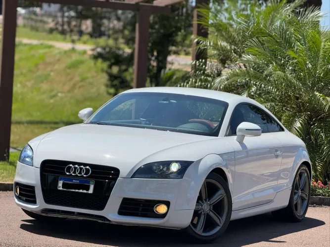 Audi TT 2.0 16V TFSI S-tronic 2013