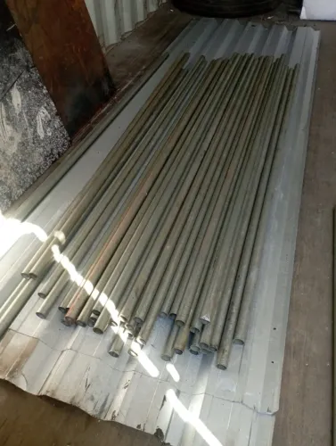 Tubo de Aço Galvanizado a Fogo | 31,8mm (1 1/4'') EXT X 28 mm INT X 2,2mm X 2 mts | 15 Und
