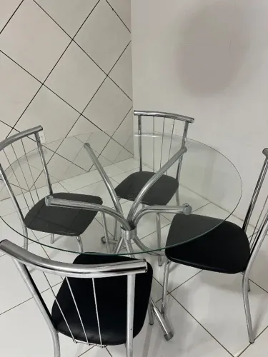 Mesa de cozinha redonda