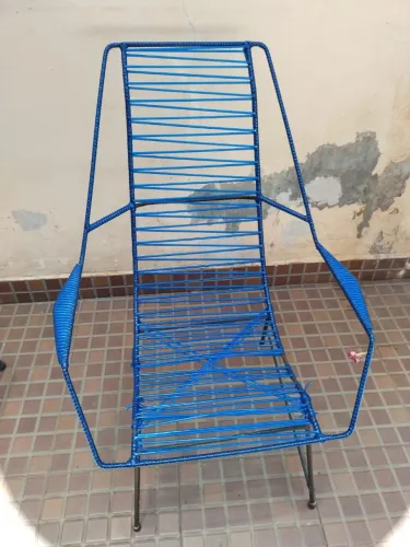 Cadeira de Fio Azul (cadeira de ferro maciço)
