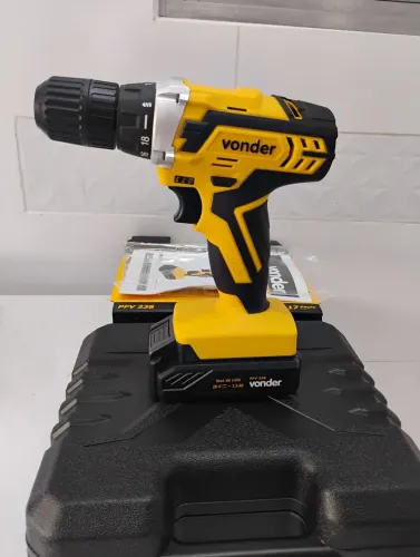 Parafusadeira e furadeira 20V automática