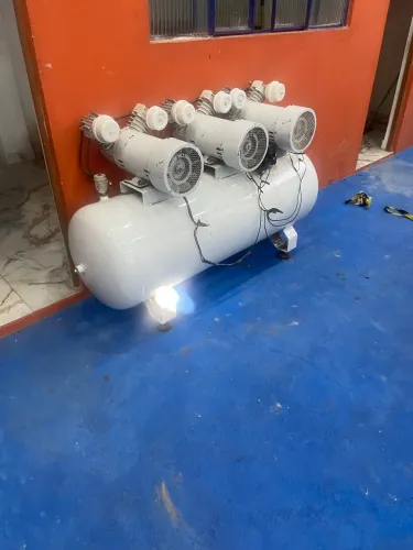 Compressor de ar odontológico 250 litros semi novo