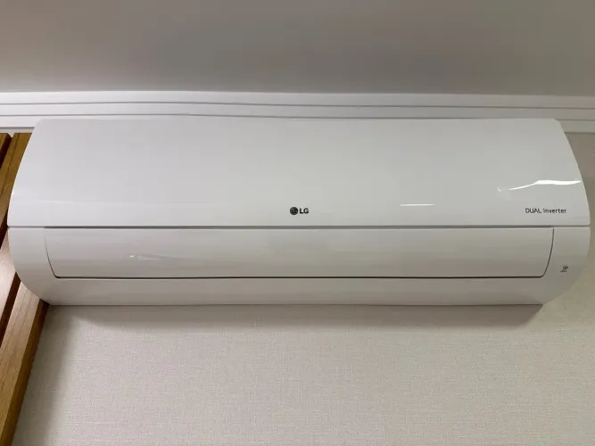 Ar-condicionado LG Dual Inverter - 18.000 BTUs