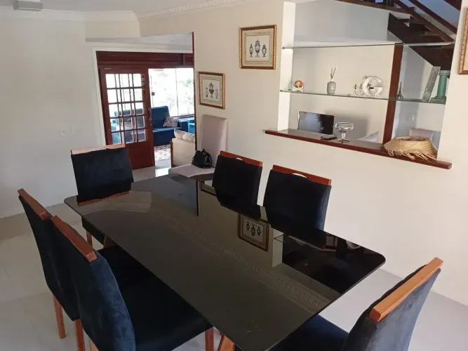 Excelente Casa em Condomínio na Região Oceanica de Niterói - RJ