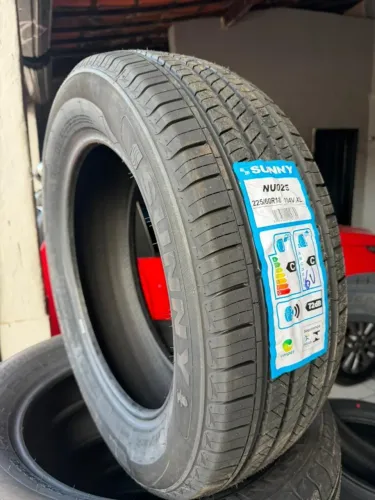 Pneus Novos Sunny 225/60 Aro 18