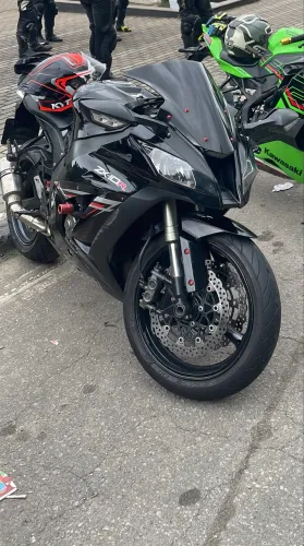 Kawasaki zx10 2011