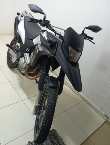 XRE 300 2015 completa  