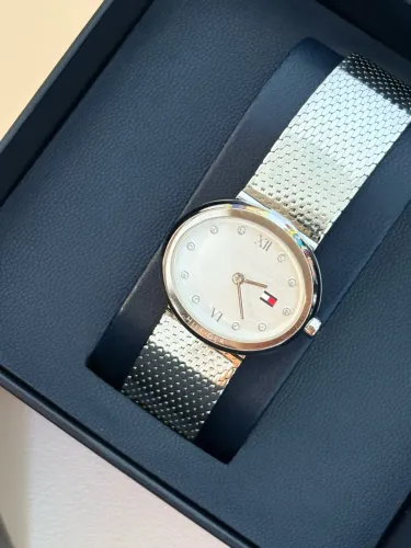 Relógio Feminino Tommy Hilfiger Prateado Malla Mesh (Com Caixa Original & Garantia Vivara)