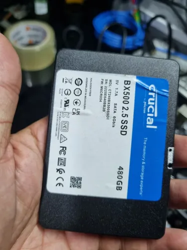 SSD 480GB Crucial Pouco usado