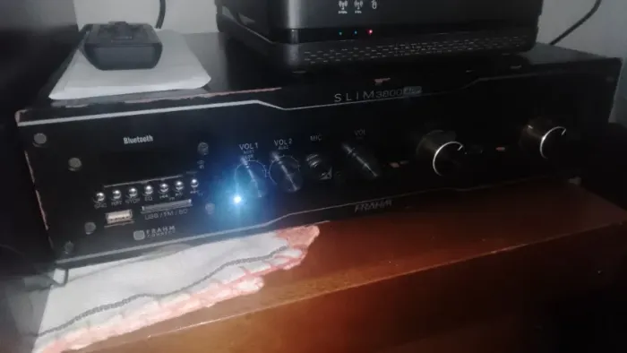Amplificador e receiver FRAHM Slim 3800 APP