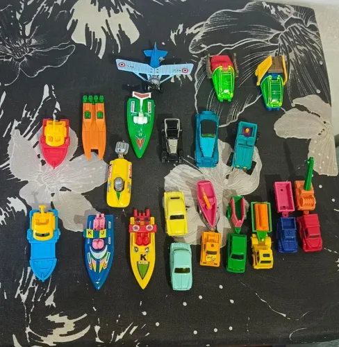 Miniaturas Kinder Ovo