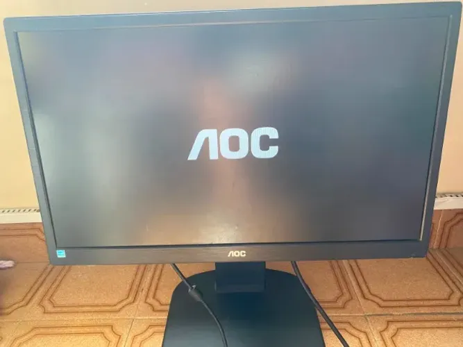 Monitor AOC