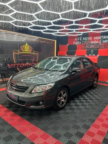 Toyota Corolla 1.8 GLI Upper 16V Flex 4P Automatico 2011