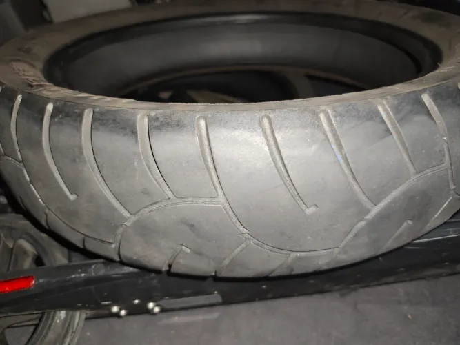 Pneu moto 140/70-17 e. 110/70-17