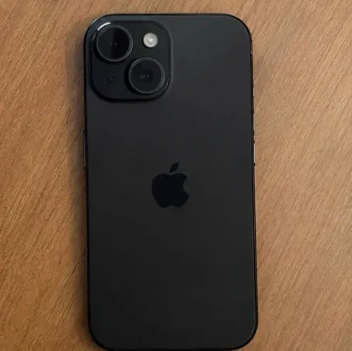 iPhone 15 (128gb)