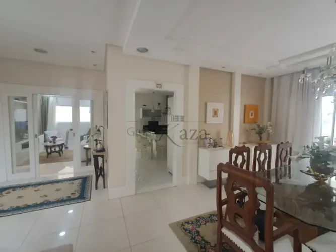 OPORTUNIDADE | CASA MOBILIADA À VENDA | CONDOMÍNIO RESIDENCIAL VILLA BRANCA I
