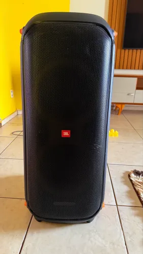 JBL partybox 710