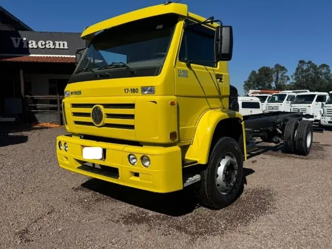 Vw 17180 Worker ano 2011 239.108 Km Reduzido