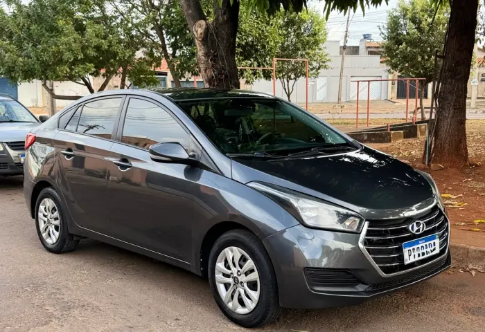 Hyundai HB20S C.plus/c.style 1.6 Flex 16V Mec.4p 2017
