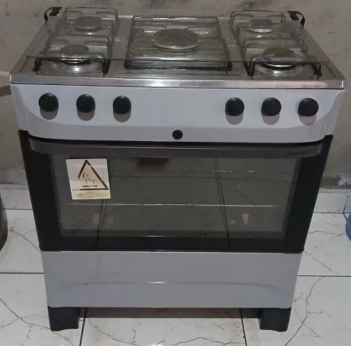 Vendo fogão 5 bocas (Mueller)