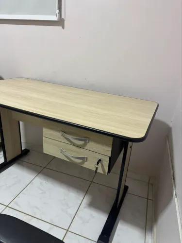 Mesa de Escritório