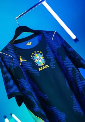 Camisa Brasil Azul - M - Jogador- PROMOÇÃO