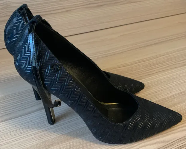 Sapato Scarpin Carmen Steffens