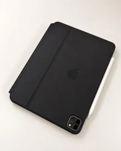 iPad Pro 2021 256 GB + Magic Keyboard + Apple Pencil 2
