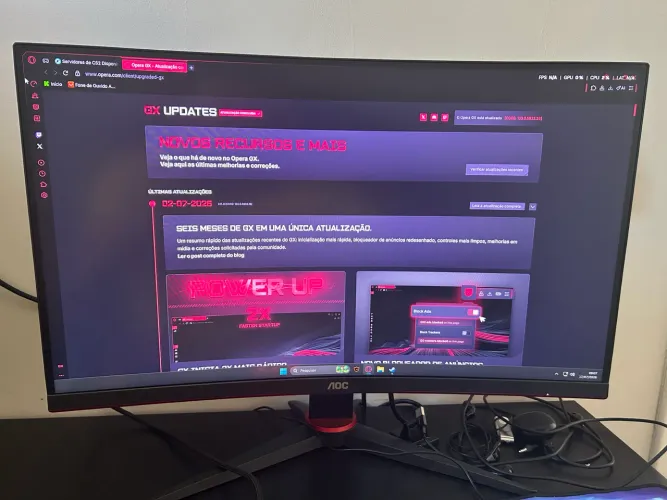 Monitor gamer curvo AOC 27?