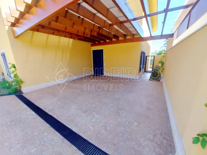 Sobrado em condomínio com 3 suítes e piscina à venda no Colina do Golf