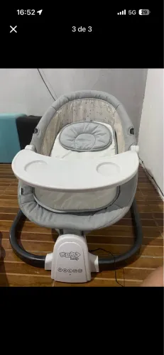 Cadeirinha de balanço elétrica