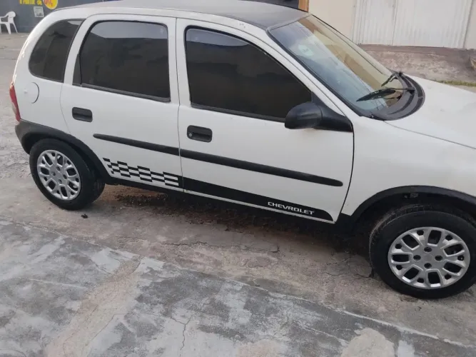 MG 4 Luxury 2002