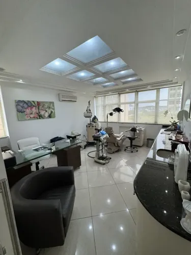 Consultório Dentário aluguel com 61 m² úteis na Av.Faria Lima - São Paulo - SP