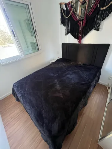 Cama de casal (cama,colchão e cabeceira)
