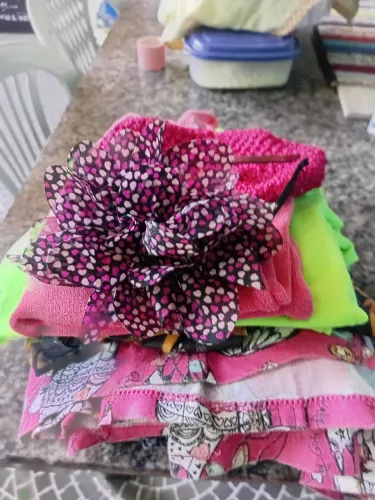 Lote de roupas infantil feminina