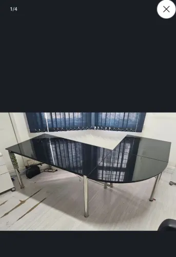 Mesa de vidro em L Tok stok