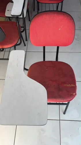 Cadeira escolar