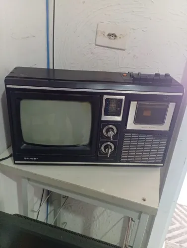 TV+Rádio AM-FM + K7 player ano 1979