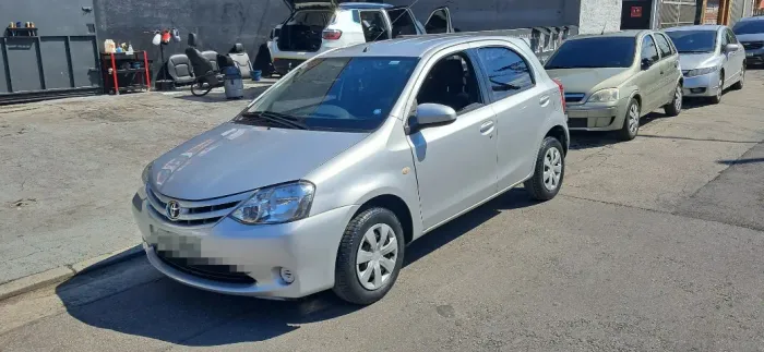 Toyota Etios XS 1.5 Flex 16V 5P Mec. 2014