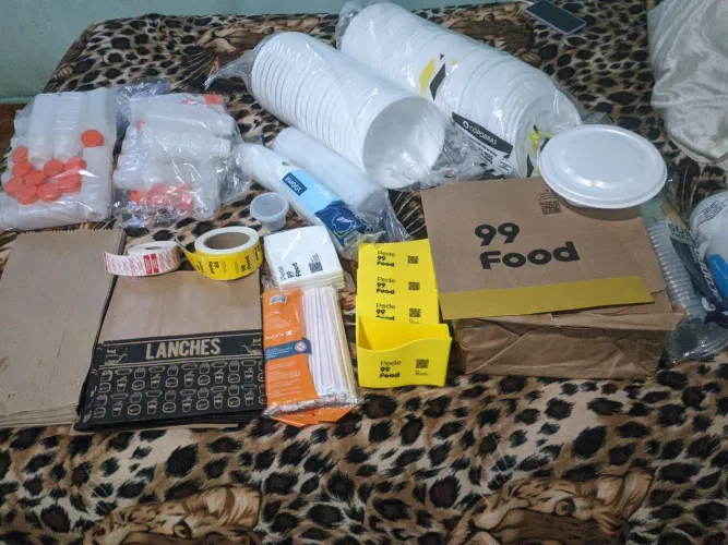 Itens de delivery ifood e 99 4 pacotes fechados só de sacolas