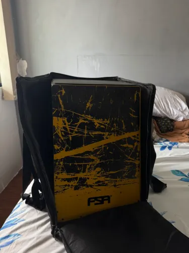 Cajon Fsa Confort Preto E Amarelo
